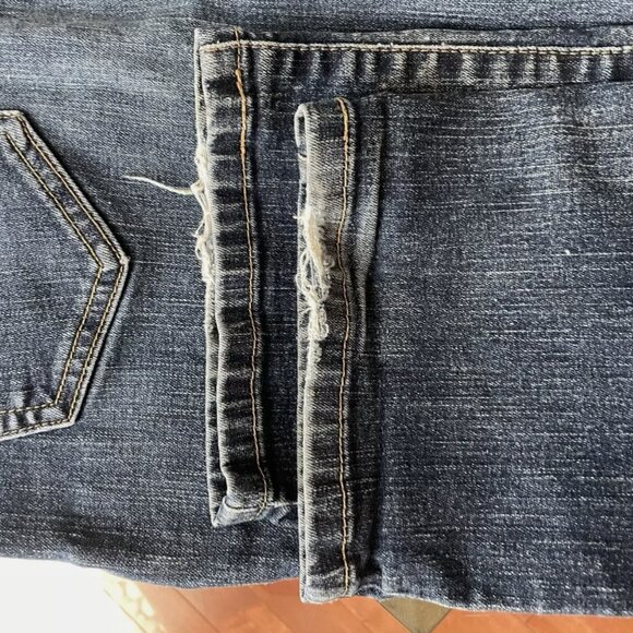 Levi's 512 Perfectly Slimming Jeans for Women Size 28 Pre Owned Condition - Picture 4 of 6